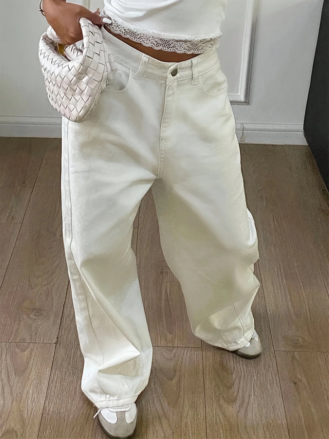Pleated Wide-Leg Cotton Jeans