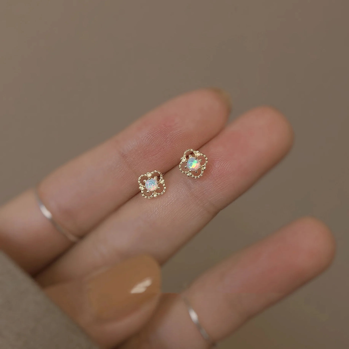 Shiny Zircon Square Studs