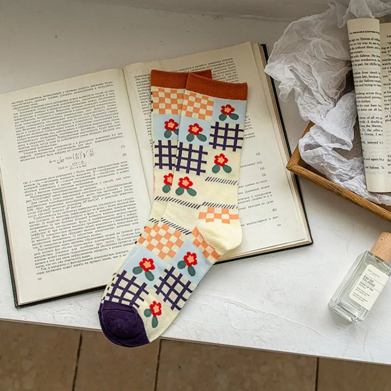 Floral Pattern Cotton-Blend Socks