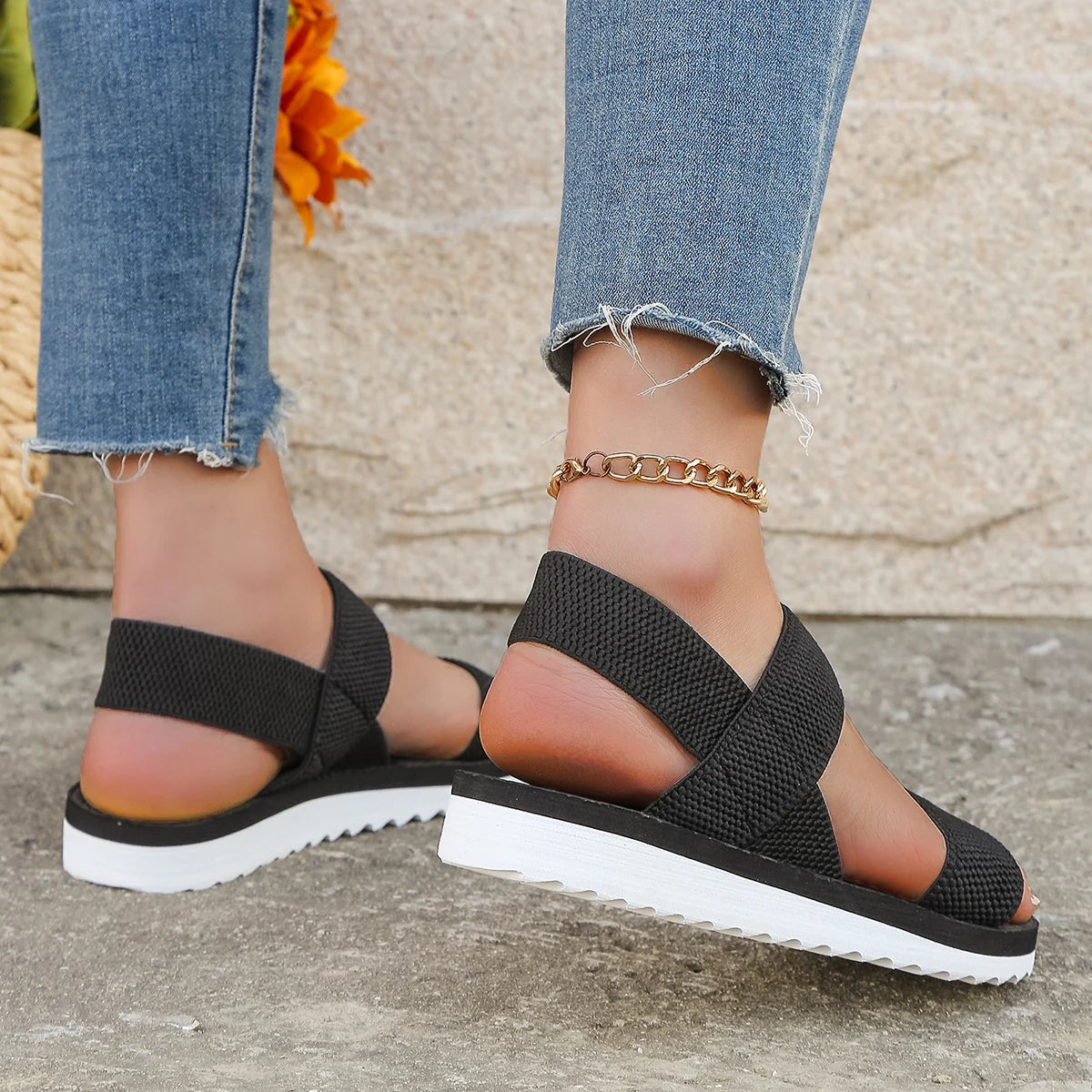 Colorblock Non-Slip Flat Sandals