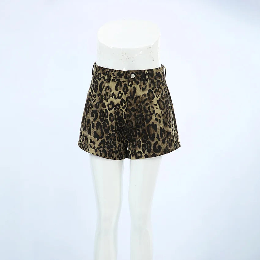 Leopard Pocket Zipper Shorts