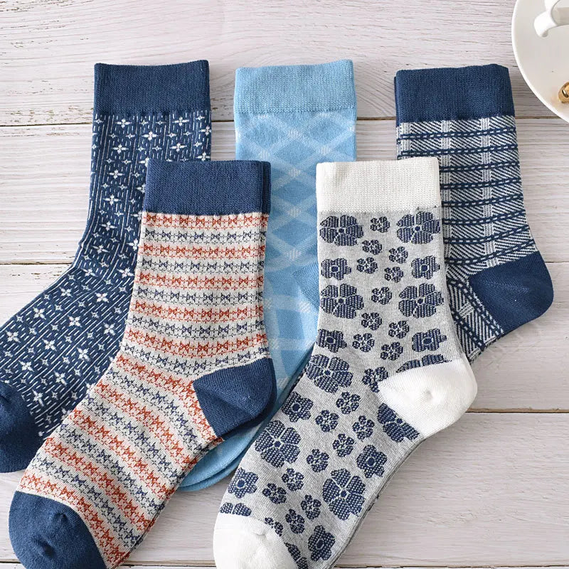 Embroidered Floral Crew Socks
