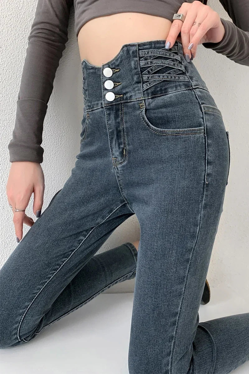 Buttoned Vintage Skinny Jeans
