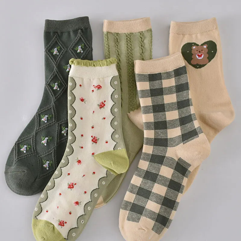 Embroidered Floral Crew Socks