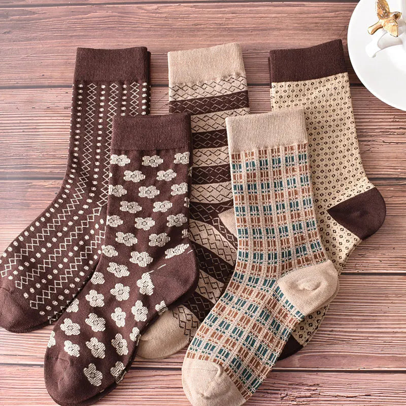 Embroidered Floral Crew Socks