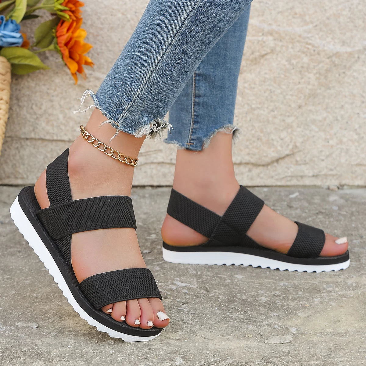 Colorblock Non-Slip Flat Sandals