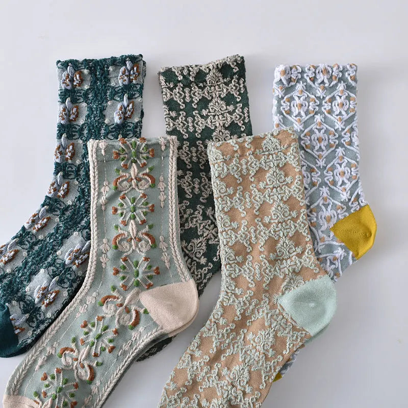 Embroidered Floral Crew Socks