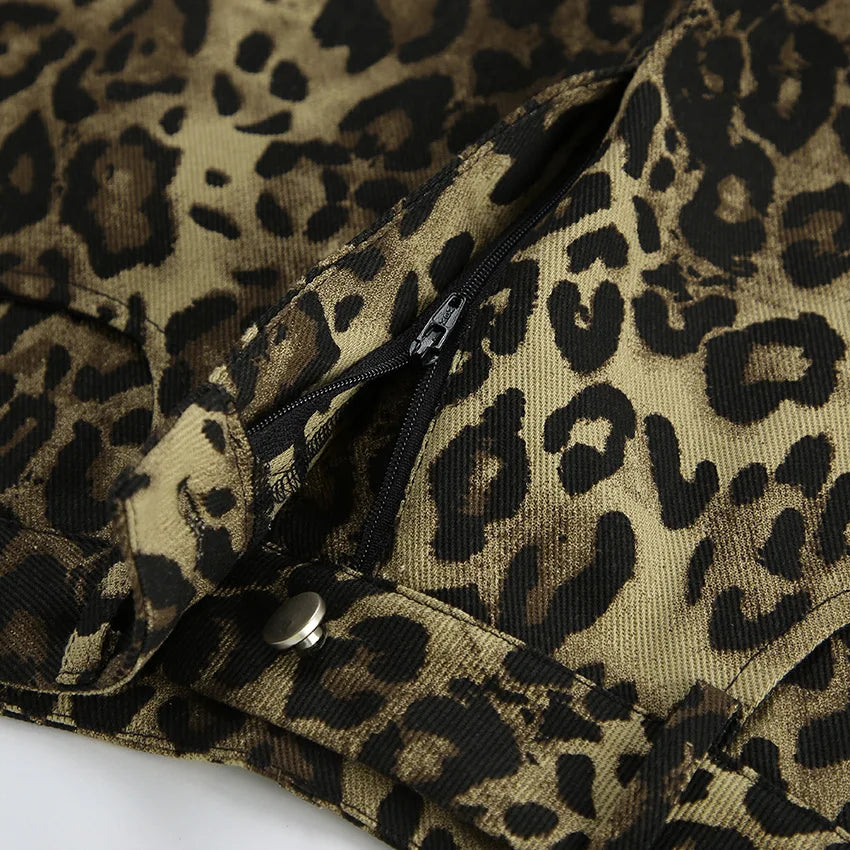 Leopard Pocket Zipper Shorts